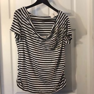 NEW: 14/16 Black & white with sequence flower top